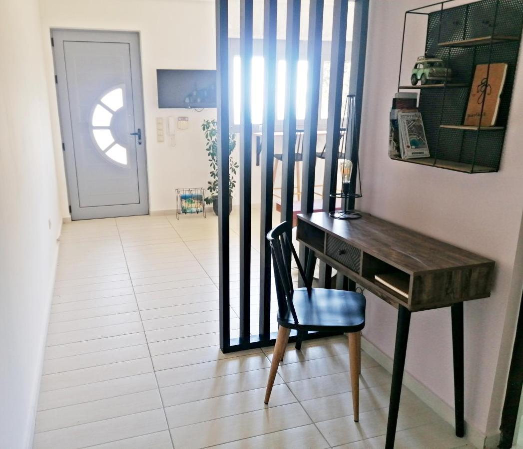 Stavi'S Guesthouse Míloi Eksteriør bilde